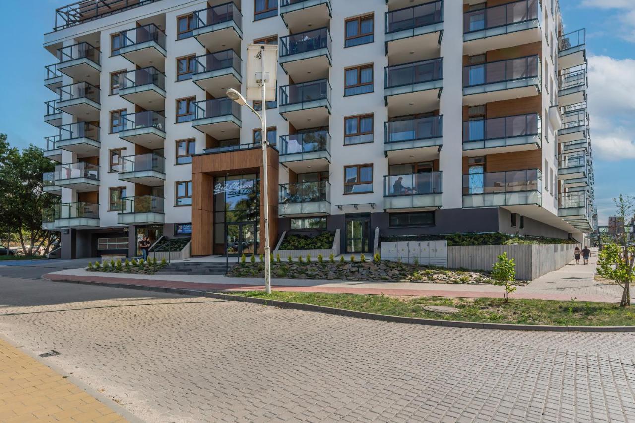 Rent Like - Bel Mare F527