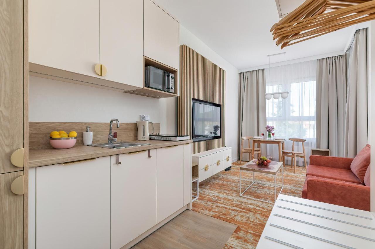 Rent Like - Bel Mare F527